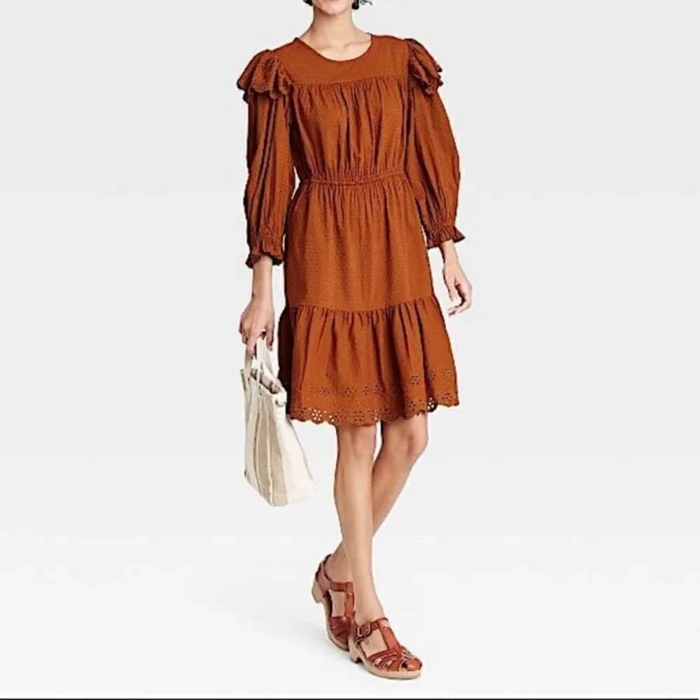 NWT Universal Thread Eyelet Ruffle Dress Small S - Picture 3 of 15